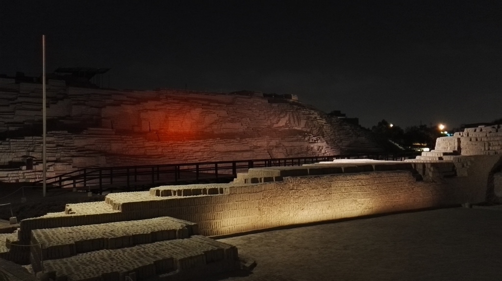 The Huaca Pucllana_Lima by Barry Hsing2017.jpg The Huaca Pucllana_Lima by Barry Hsing2017.jpg