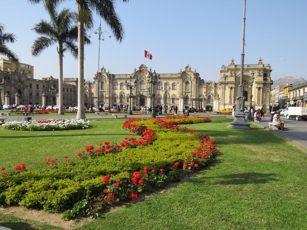 Plaza de Armas_Lima by Barry Hsiung2017 (2).jpg Plaza de Armas_Lima by Barry Hsiung2017 (2).jpg