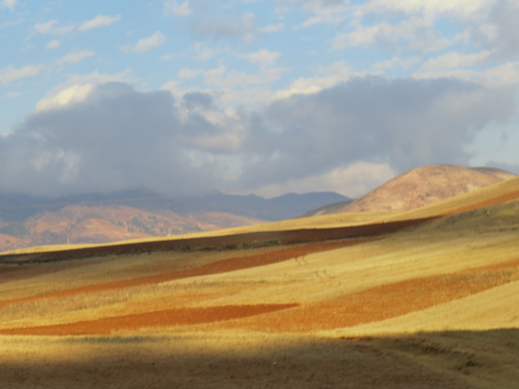 Urubamba to Ollantaytambo_The Andes_Barry Hsung201710 (6).jpg Urubamba to Ollantaytambo_The Andes_Barry Hsung201710 (6).jpg