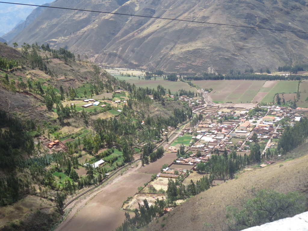 Urubmmba_Peru_Barry Hsiung201710 (3).jpg Urubmmba_Peru_Barry Hsiung201710 (3).jpg