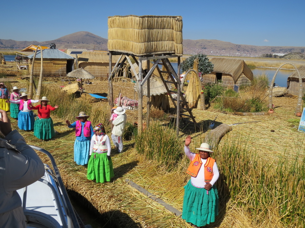 Floating island _Lake Titicaca_Barry Hsiung201710.jpg Floating island _Lake Titicaca_Barry Hsiung201710.jpg