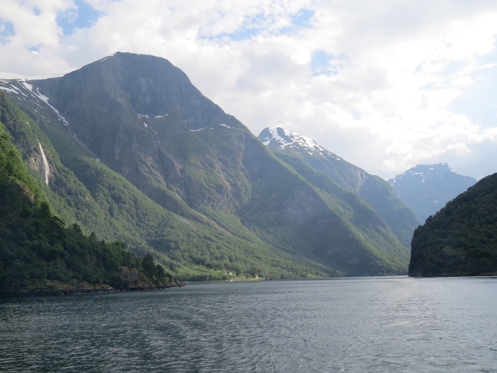 Aurlandsfjorden_Norway_BHsiung2016.jpg Aurlandsfjorden_Norway_BHsiung2016.jpg