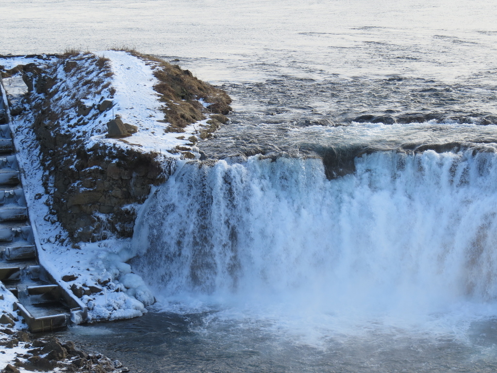 Gullfoss_Iceland_BHsiung2017 (4).jpg Gullfoss_Iceland_BHsiung2017 (4).jpg