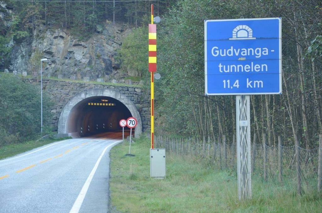 Gudvanga Tunnel2.jpg Gudvanga Tunnel2.jpg