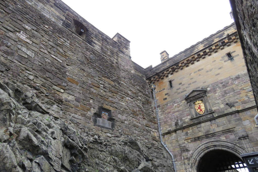 Portcullis Gate and Argyle Tower.jpg Portcullis Gate and Argyle Tower.jpg
