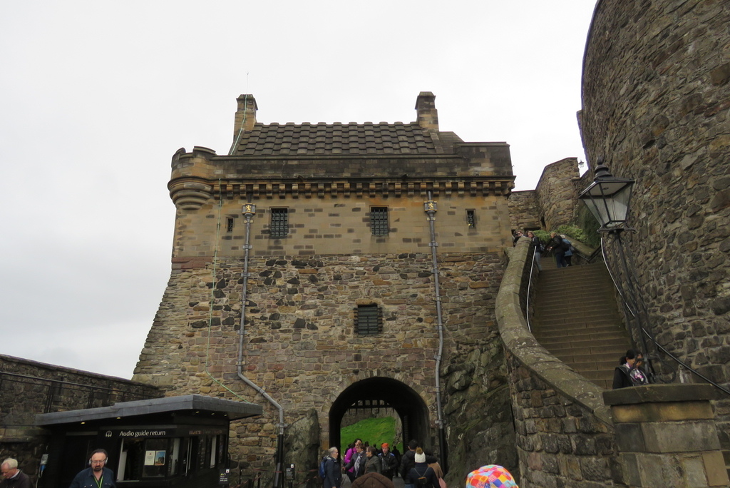 Portcullis Gate and Argyle Tower2.jpg Portcullis Gate and Argyle Tower2.jpg