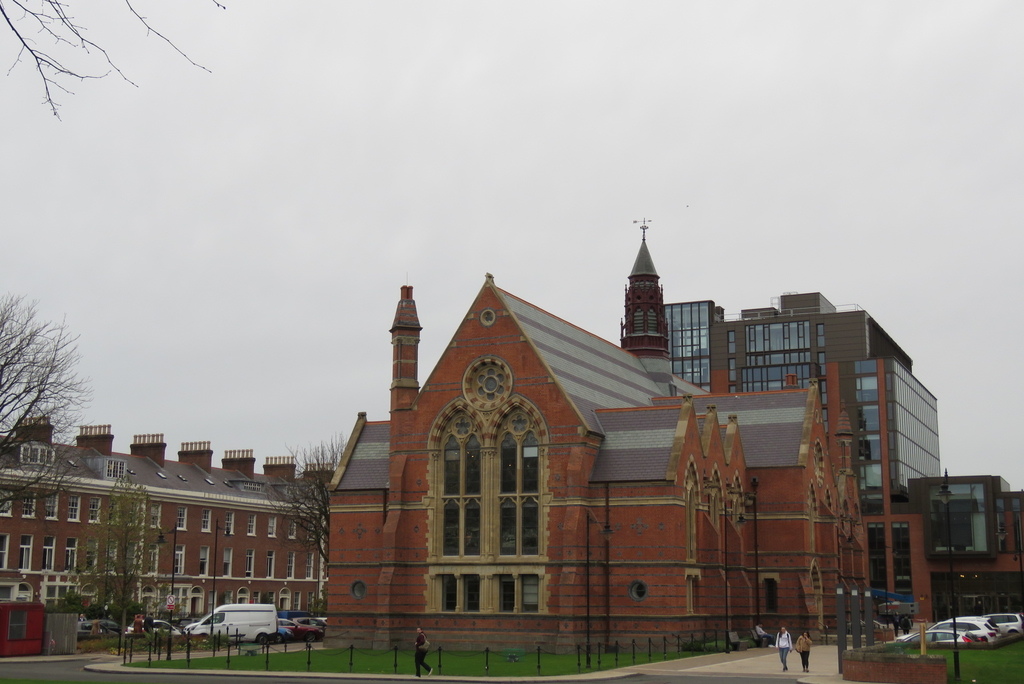 BarryHsiung@Queens University Belfast2018.jpg BarryHsiung@Queens University Belfast2018.jpg