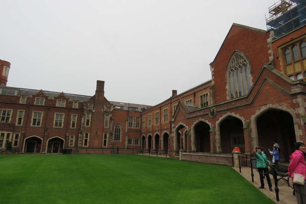 BarryHsiung@Queens University Belfast2018 (3).jpg BarryHsiung@Queens University Belfast2018 (3).jpg
