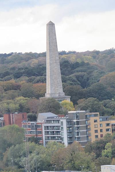 Wellington Monument from Gravity Bar by BarryHs2018.jpg Wellington Monument from Gravity Bar by BarryHs2018.jpg