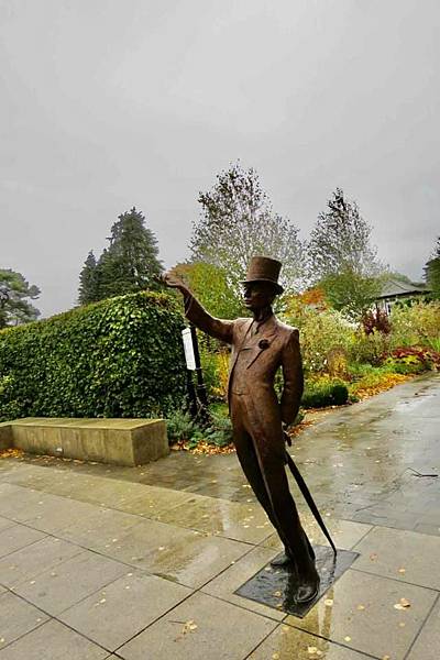 William Walker@Irish National Stud.jpg William Walker@Irish National Stud.jpg